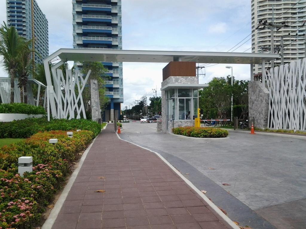 Lpn Park Beach Tour B Jomtien Beach Esterno foto